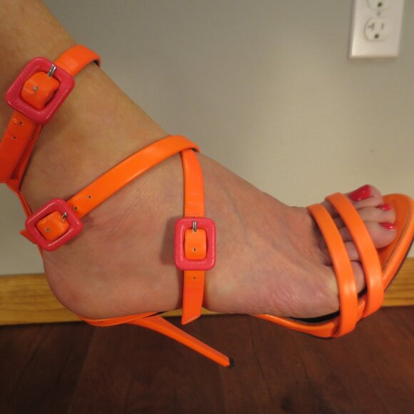 HOT PINK GIUSEPPE ZANOTTI Double Buckled Ankle Wrapped High Heel Sandals - Picture 11 of 15